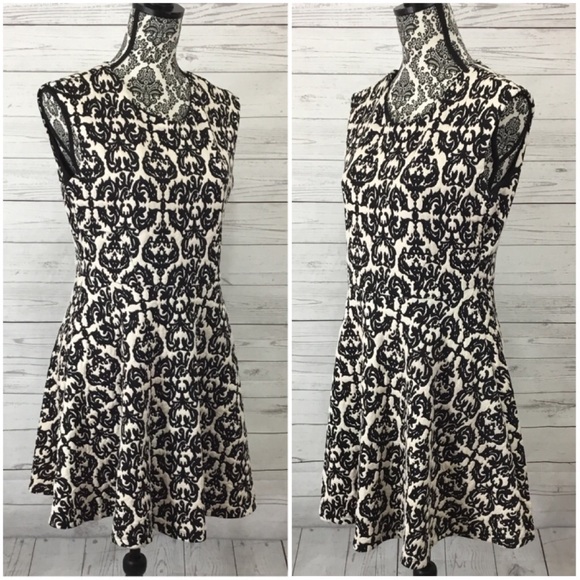 Ark & Co. Sleeveless Damask Textured A-Line Dress - Picture 4 of 8